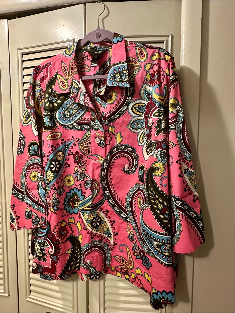 Ali Miles Pink Paisley Button-Front Tunic